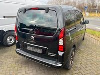 Gebraucht Citroën Berlingo SELECTION 120 PS (88 kW) 2016 Schwarz Van / Kleinbus