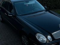 Gebraucht Mercedes E200 125 PS (91 kW) 2005 Schwarz Limousine