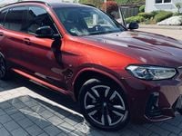 Gebraucht BMW iX3 Impressive 210 kW (286 PS) 2023 Rot SUV