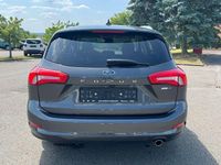 Gebraucht Ford Focus Titanium 155 PS (114 kW) 2020 Grau Kombi
