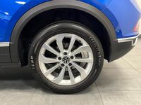 Second-hand VW T-Roc Style 150 CP (110 kW) 2023 Albastru SUV