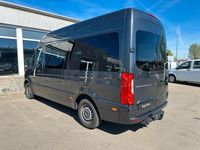 Używany Mercedes Sprinter 163 KM (119 kW) 2018 Szary Van