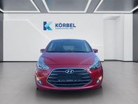Gebraucht Hyundai ix20 YES! 125 PS (91 kW) 2017 Rot Kleinwagen