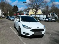 Gebraucht Ford Focus Trend 125 PS (91 kW) 2016 Weiß Kombi