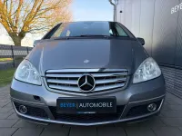 Gebraucht Mercedes A180 Sport Edition 109 PS (80 kW) 2010 Grau Kleinwagen
