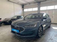 Gebraucht Ford Focus Titanium 116 PS (85 kW) 2023 Chromablau metallic Kombi