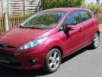Gebraucht Ford Fiesta Trend 82 PS (60 kW) 2009 Rot Kleinwagen