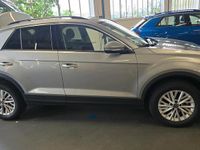 Gebraucht VW T-Roc Life 150 PS (110 kW) 2024 Silber SUV