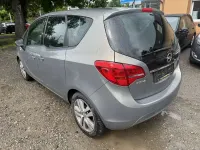 Gebraucht Opel Meriva Edition 101 PS (74 kW) 2011 Braun Van / Kleinbus