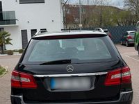 Gebraucht Mercedes E350 231 PS (169 kW) 2010 Schwarz Kombi