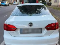 Gebraucht VW Jetta 116 PS (85 kW) 2013 Weiß Limousine