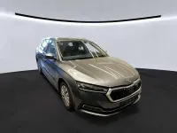 Gebraucht Skoda Octavia Style 116 PS (85 kW) 2023 Grau Kombi
