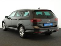 Gebraucht VW Passat Elegance 150 PS (110 kW) 2023 Mangangrau metallic Kombi