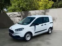 Gebraucht Ford Transit 101 PS (74 kW) 2020 Weiß Kombi