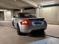 Second-hand Audi TT 180 CP (132 kW) 1999 Argintiu Coupe