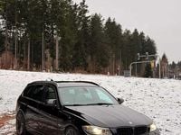 Gebraucht BMW 325 204 PS (150 kW) 2010 Schwarz Kombi