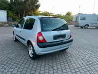 Gebraucht Renault Clio 75 PS (55 kW) 2002 Grau Kleinwagen