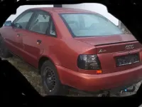 Usata Audi A4 101 CV (74 kW) 1996 Rosso Berlina