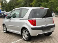 Gebraucht Peugeot 1007 108 PS (79 kW) 2008 Grau Van / Kleinbus