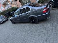 Gebraucht BMW 320 170 PS (125 kW) 2003 Grau Limousine