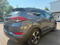 Gebraucht Hyundai Tucson 184 PS (135 kW) 2016 Grau SUV