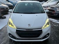 Gebraucht Peugeot 208 Active 82 PS (60 kW) 2017 Kleinwagen