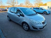 Gebraucht Opel Meriva Design Edition 101 PS (74 kW) 2011 Silber Van / Kleinbus