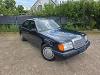 Gebraucht Mercedes 230 132 PS (97 kW) 1991 Blau Limousine