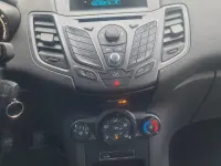 Używany Ford Fiesta SYNC Edition 65 KM (47 kW) 2014 Biały Hatchback