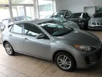 Używany Mazda 3 Edition 150 KM (110 kW) 2012 Srebrny Sedan/Limuzyna