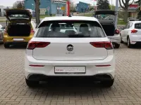 Gebraucht VW Golf VIII Life 131 PS (96 kW) 2022 Weiß Limousine
