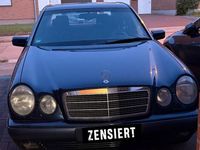 Gebraucht Mercedes E230 Classic 150 PS (110 kW) 1997 Blau Limousine