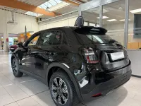 Neu Fiat 600 Business 101 PS (74 kW) 2026 Schwarz SUV