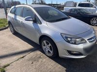 Gebraucht Opel Astra 110 PS (80 kW) 2012 Silber Kombi
