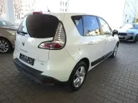 Gebraucht Renault Scénic III Dynamique 116 PS (85 kW) 2013 Weiß Van / Kleinbus