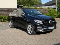 Gebraucht Mercedes GLE350 AMG line 258 PS (189 kW) 2016 Obsidianschwarz Coupé