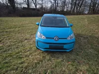 Second-hand VW up! 65 CP (47 kW) 2023 Albastru Hatchback