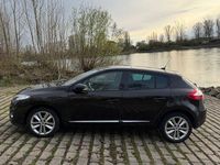 Gebraucht Renault Mégane Luxe 131 PS (96 kW) 2012 Braun Limousine