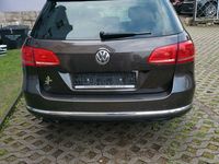 Gebraucht VW Passat Edition 140 PS (102 kW) 2014 Braun Kombi