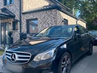 Second-hand Mercedes E300 231 CP (169 kW) 2015 Negru Berlinǎ