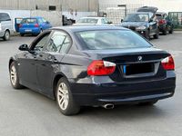 Gebraucht BMW 318 143 PS (105 kW) 2008 Blau Limousine