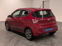 Gebraucht Hyundai i10 YES! 87 PS (63 kW) 2015 Rot (passion red met.) Kleinwagen