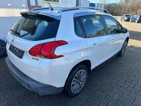 Gebraucht Peugeot 2008 Active 82 PS (60 kW) 2013 Weiss perlglänzend/metallic SUV