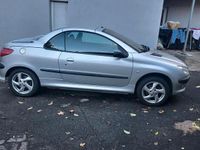 Gebraucht Peugeot 206 CC 109 PS (80 kW) 2003 Silber Cabrio