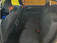 Gebraucht Ford S-MAX Titanium 179 PS (131 kW) 2017 Silber Van / Kleinbus