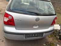Second-hand VW Polo 54 CP (39 kW) 2004 Argintiu Hatchback