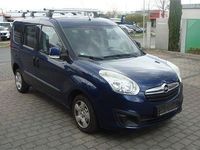 Gebraucht Opel Combo 95 PS (69 kW) 2016 Blau Van / Kleinbus
