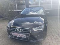 Gebraucht Audi A3 Attraction 110 PS (80 kW) 2015 Mythosschwarz metallic Limousine