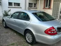 Second-hand Mercedes E220 Elegance 170 CP (125 kW) 2006 Argintiu Berlinǎ