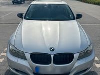 gebraucht BMW 320 3er E90 i Facelift (Scheckheftgepflegt)